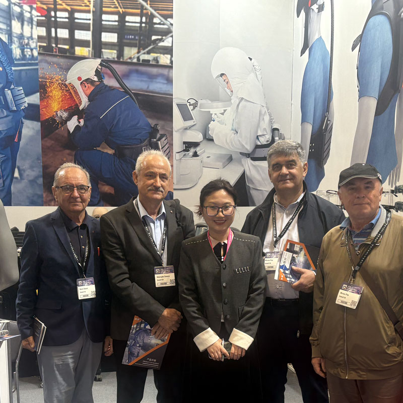 NEW AIR brille au salon SCHWEISSEN & SCHNEIDEN 2025, avec ses PAPR attirant l'attention de ses pairs de renommée mondiale.